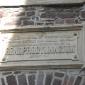 Gedenktafel am alten Gymnasium hinter der St. Andreas-Kirche (Foto Sauerzapfe)