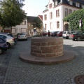 Brunnen auf dem Jüdenhof am Stadtschloss (Foto Sauerzapfe)