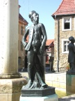 Bergsänger- Figur des Knappenbrunnens in Eisleben (Foto Sauerzapfe)