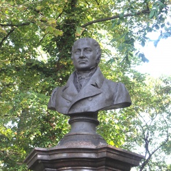 [062] Denkmal von Friedrich Koenig in Eisleben