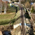 Blick von der Halde des Eduardschachtes auf den Haltepunkt der Mansfelder Bergwerksbahn (Foto Dr. König)