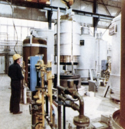 Bundglühanlage für Cu- und Ms-Bänder (Foto Mansfeld-Kombinat - Exportbroschüre 3)