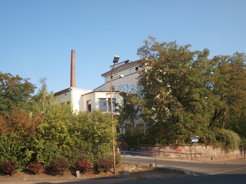 Am ehemaligen Bergbaukrankenhaus (Foto Sauerzapfe 2018).jpg