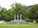 Bild 07 - Denkmal "Krughütte" an der ehem. B 80 am Ortseingang (aus Richtung Eisleben) in Wimmelburg  Foto: G. Roswora