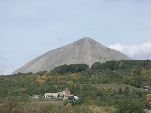 Halde des Thomas-Münzer-Schachtes (Foto Sauerzapfe)