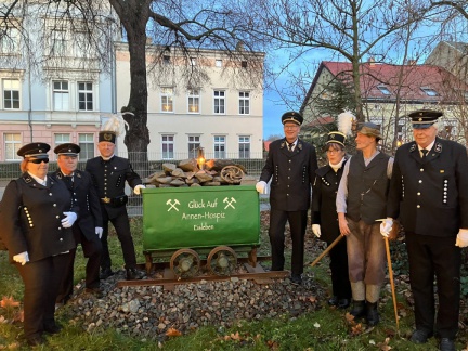 Bild 2 vl. Christine Bär, Karl Heinz Thiel, Ralf Rothmann, Harald Henke, Anett Frenzel, Uwe Wollny, Roland Bär