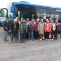 Bild 02 - 16.5.2026 - Unsere Gruppe vor dem Reisebus