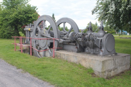 Bild 15 - 16.5.2026 - historische Brikettpresse am Aussichtspunkt
